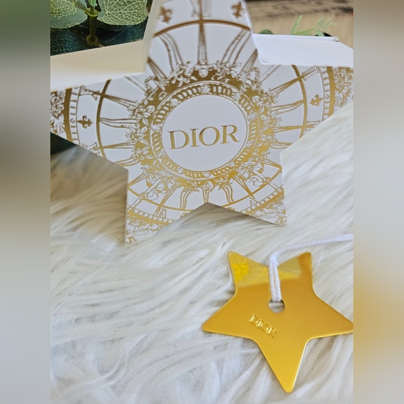 Dior 2 Pc Bundle - Picture 5 of 7